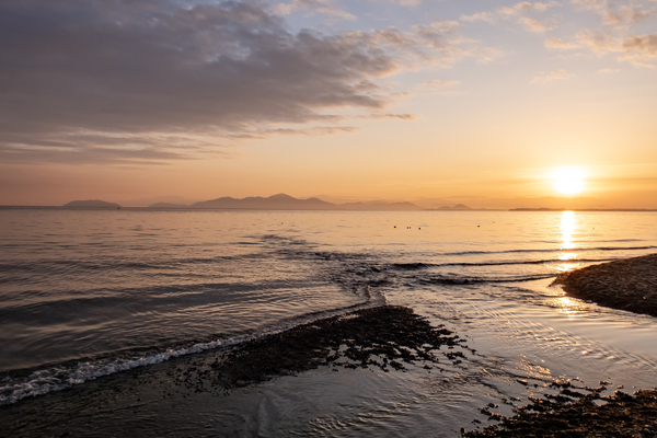 lake biwa sunrise shiga japan Creating_Photographs_for_the_Tourism_Business copyright‗MTBS‗PHOTO